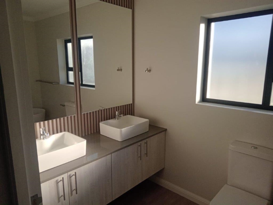 3 Bedroom Property for Sale in Paradise Beach Eastern Cape